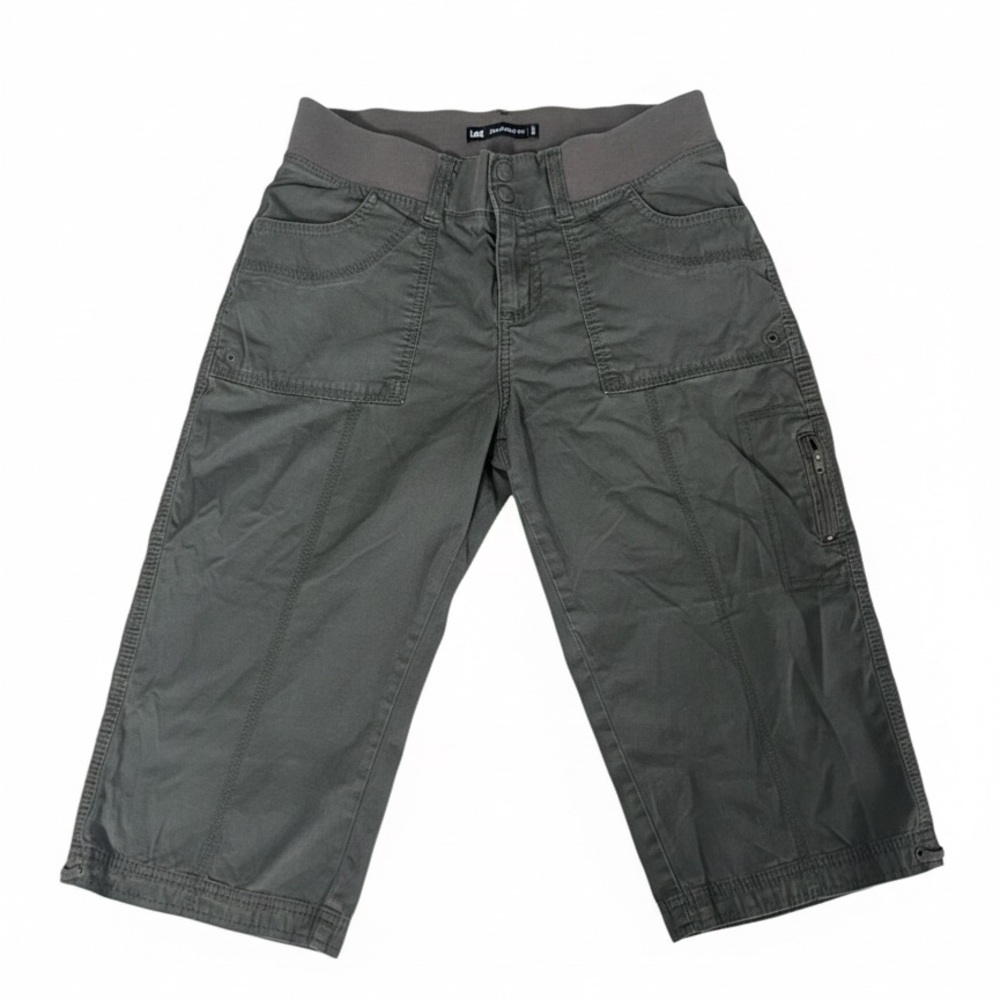 Dark Olive Green Cargo Knee Length Shorts, Stretchy Waist, Belt Loops, Pockets